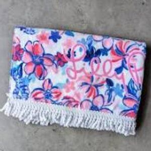 NWT LILLY PULITZER Beach Towel Resort White Party Like A Lobstar Towel
